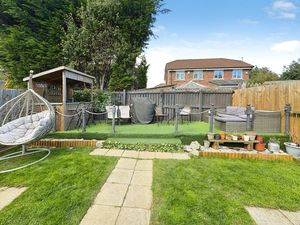 Photo 11- click for photo gallery